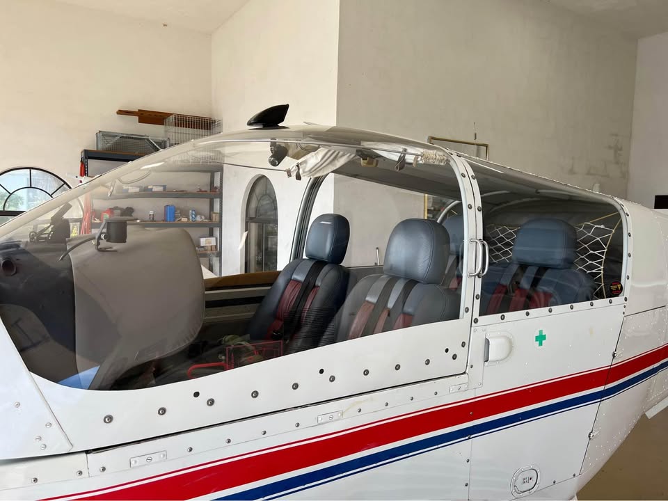 1997 Zlin Manufactured by Morovan Zlin 143L FAA Certified, photo 6