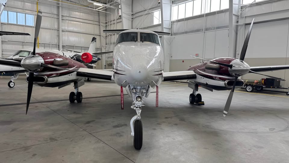 2014 Beechcraft Beech King Air 350i, photo 6