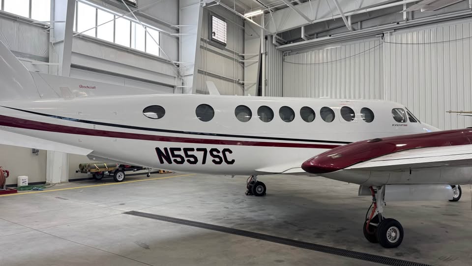 2014 Beechcraft Beech King Air 350i, photo 11