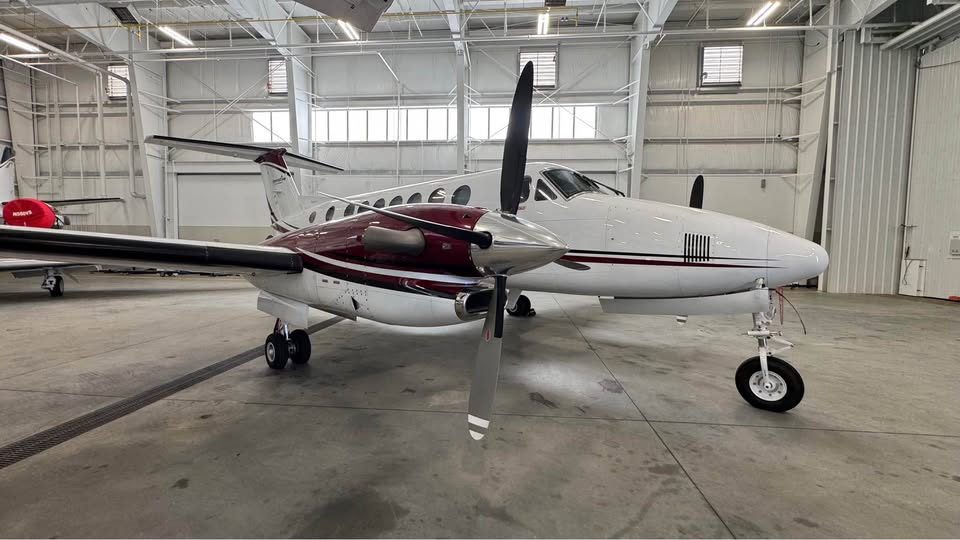 2014 Beechcraft Beech King Air 350i, photo 5