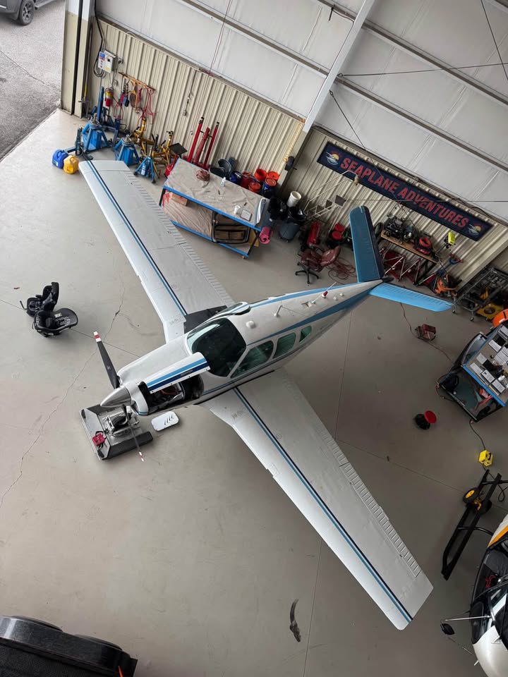 1960 Beechcraft M-35 Bonanza, photo 4