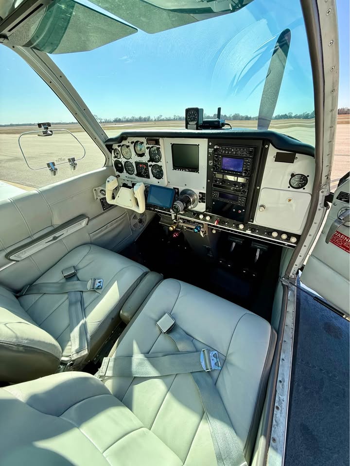 1965 Beechcraft Bonanza S35, photo 8