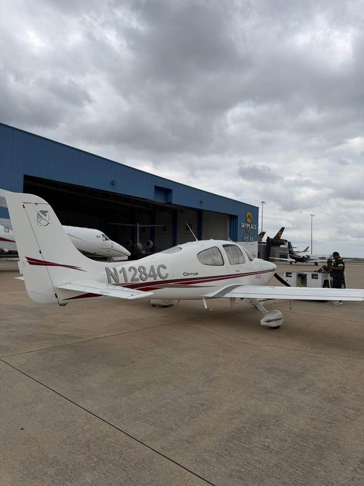 Cirrus SR20, photo 4