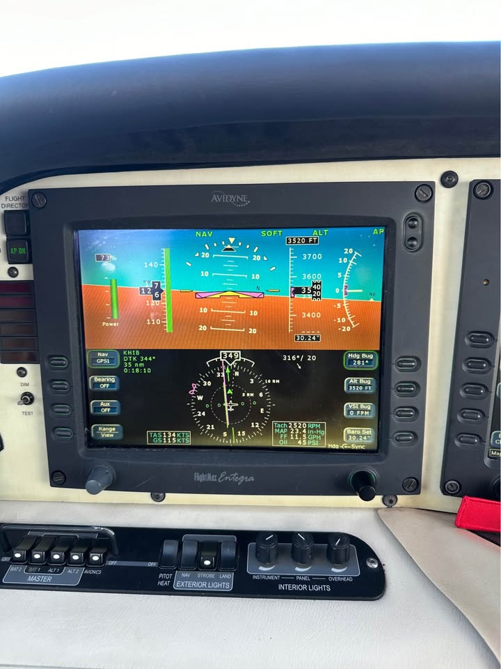 2006 Cirrus SR20, photo 4