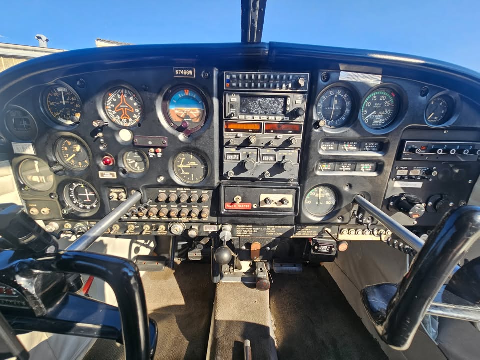 Piper 63 Cherokee 180, 2390 TT, 654 SMOH, photo 5