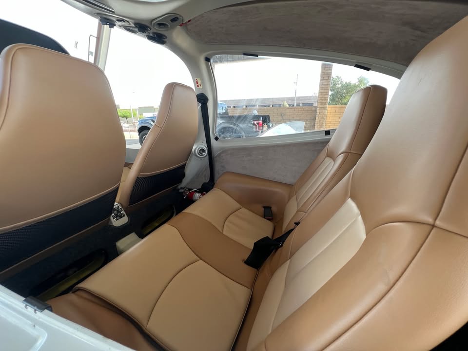2004 Diamond DA40, photo 9
