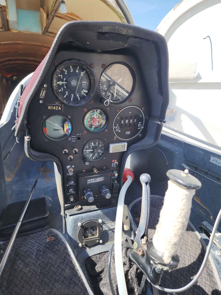 PIK-20D sailplane glider, photo 5