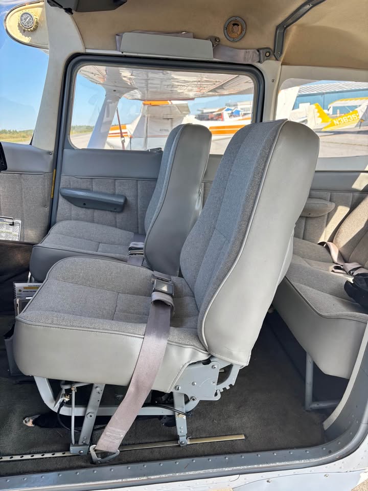 Cessna 172M, photo 5