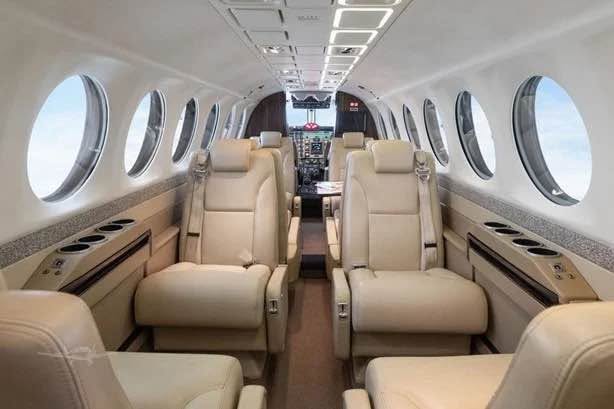 1997 King Air 350, photo 4