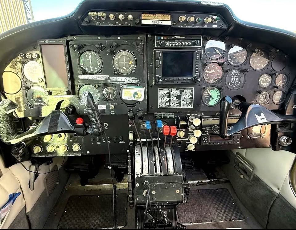 1961 Cessna 310f, photo 14