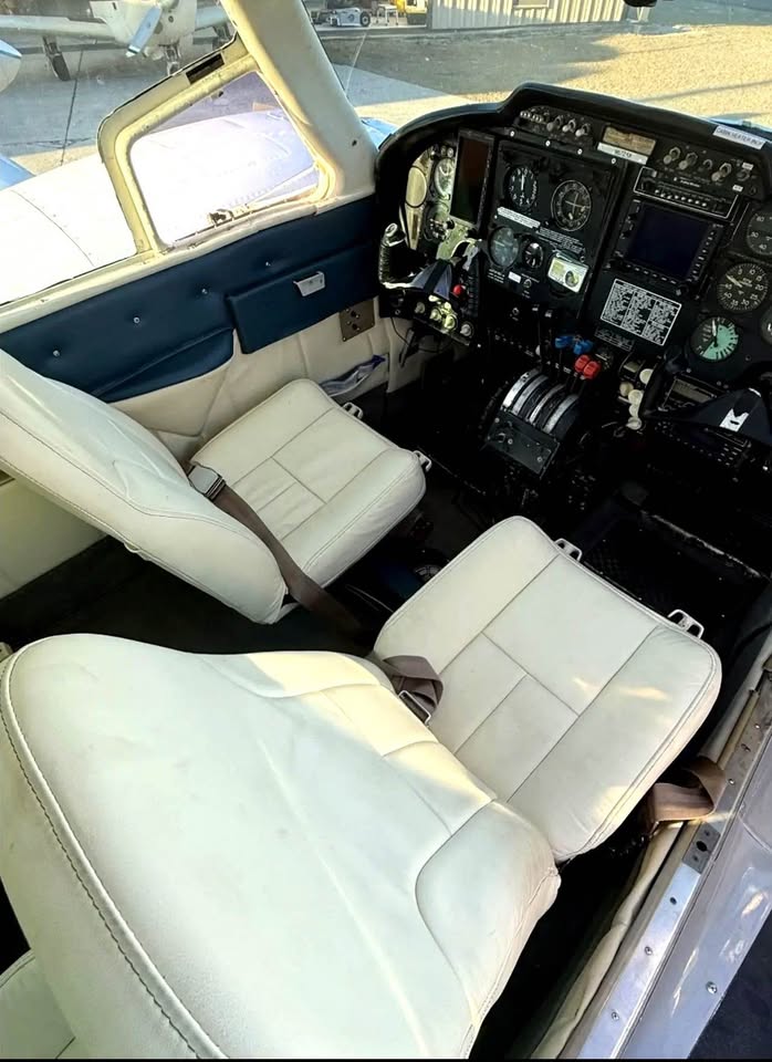 1961 Cessna 310f, photo 15