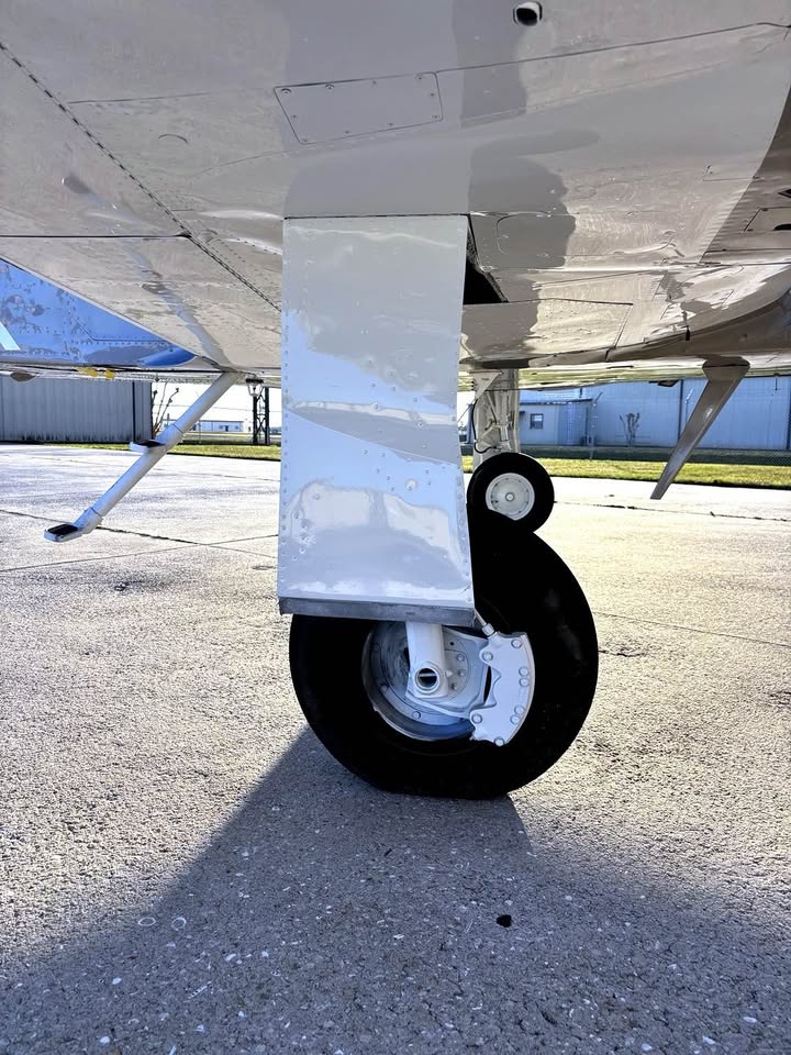 1961 Cessna 310f, photo 7