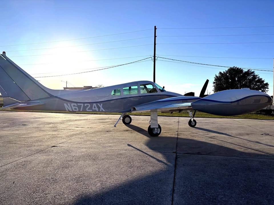 1961 Cessna 310f, photo 8
