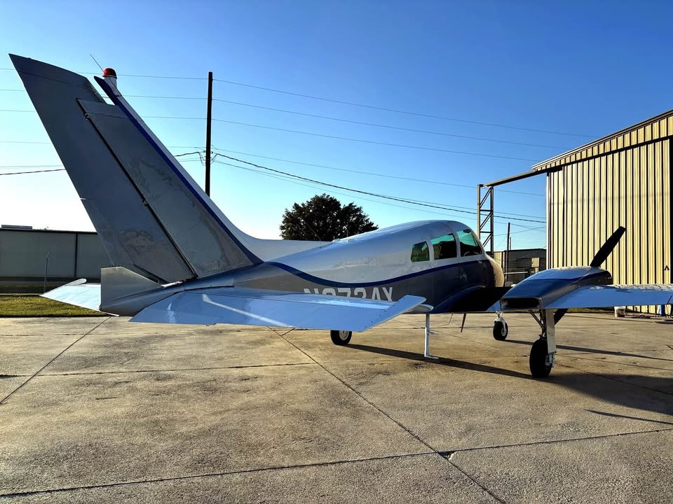 1961 Cessna 310f, photo 5
