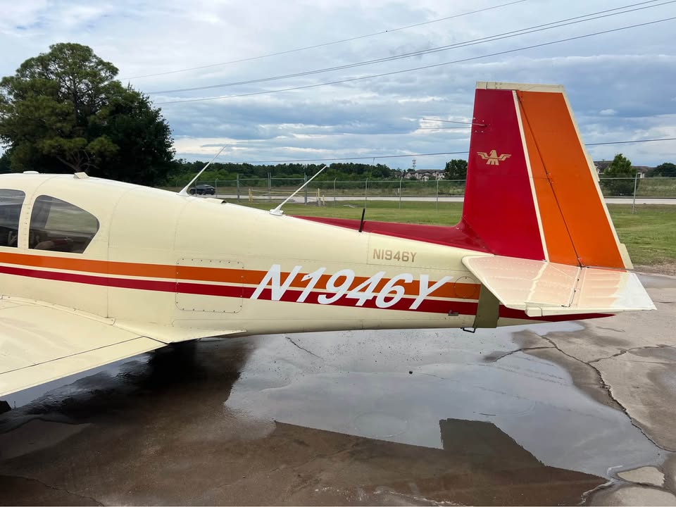 1964 Mooney M20E Super 21, photo 8