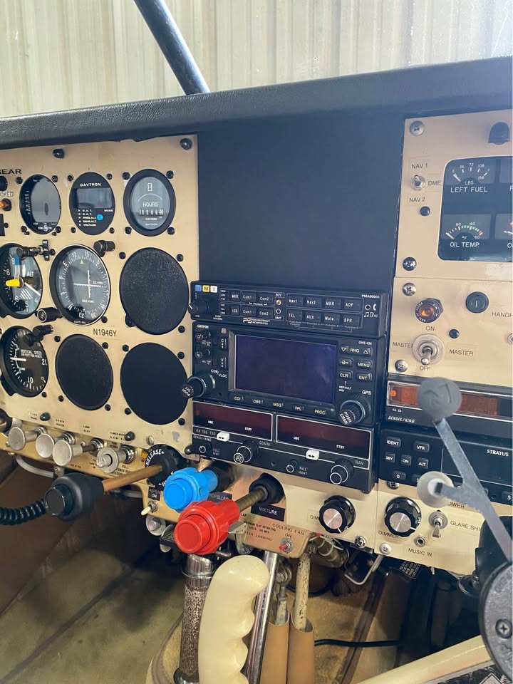 1964 Mooney M20E Super 21, photo 6