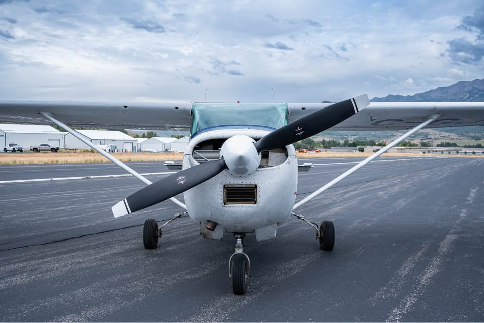 1965 Cessna 182H Skylane, photo 2
