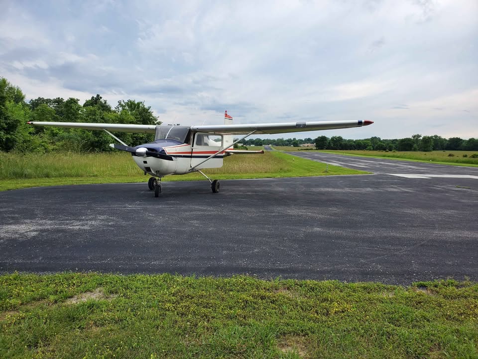 1958 Cessna 172, photo 6