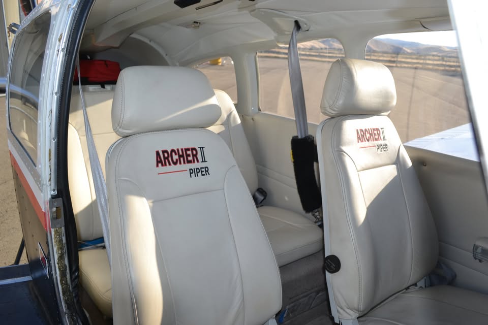 1976 Piper archer ii, photo 2