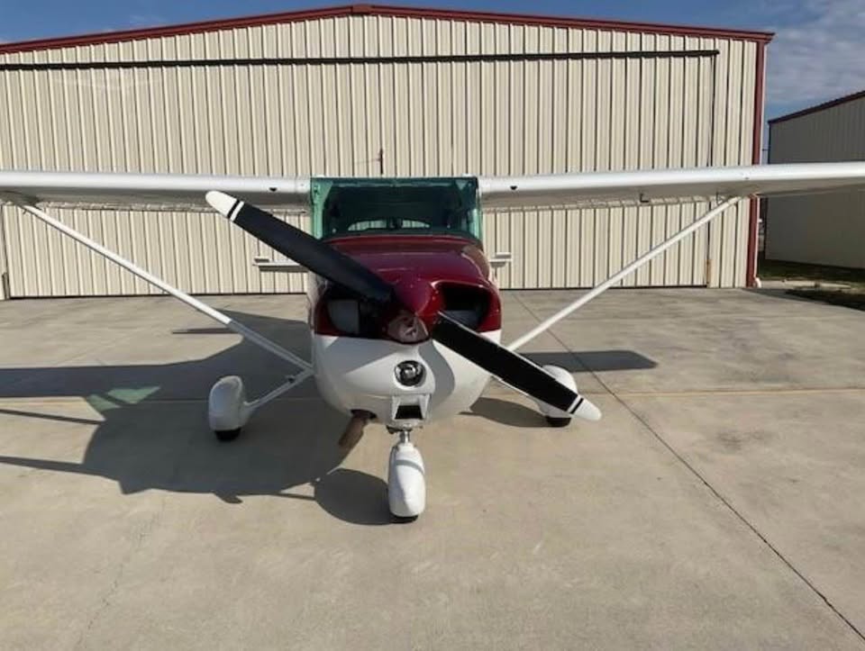 1981 Cessna 172p - skyhawk, photo 3