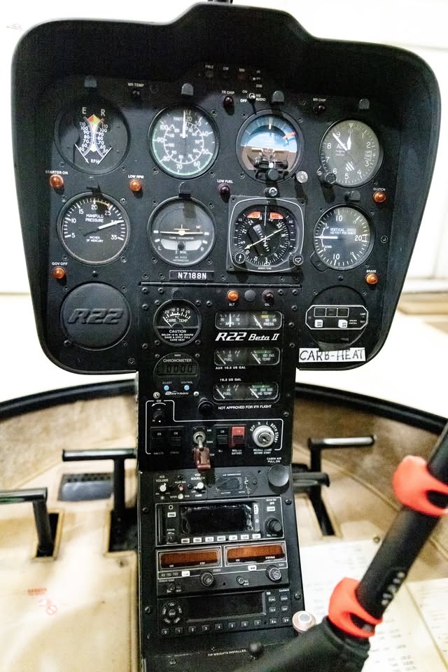 2000 Robinson R22 bii, photo 9