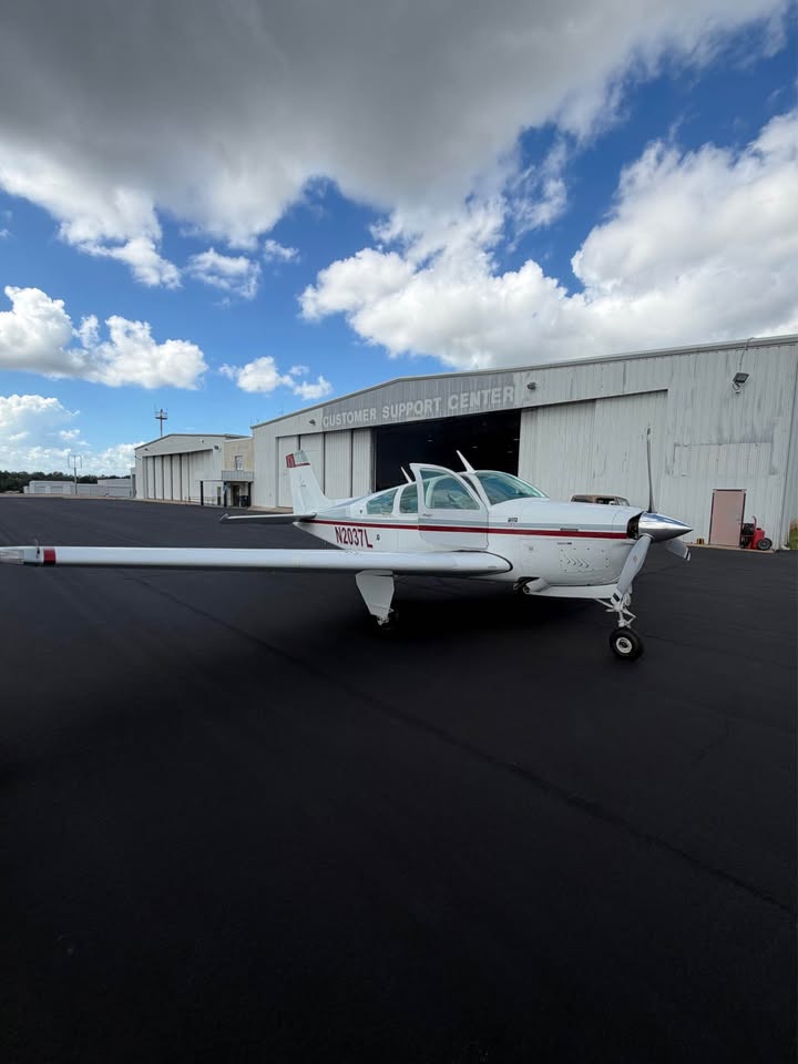 1978 Beechcraft bonaza F33A, photo 2