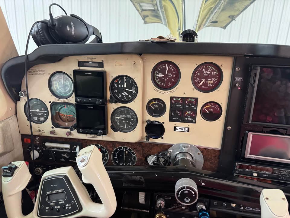 1980 Beechcraft A 36 TC Bonanza with fully unlocked GTN 750, photo 8