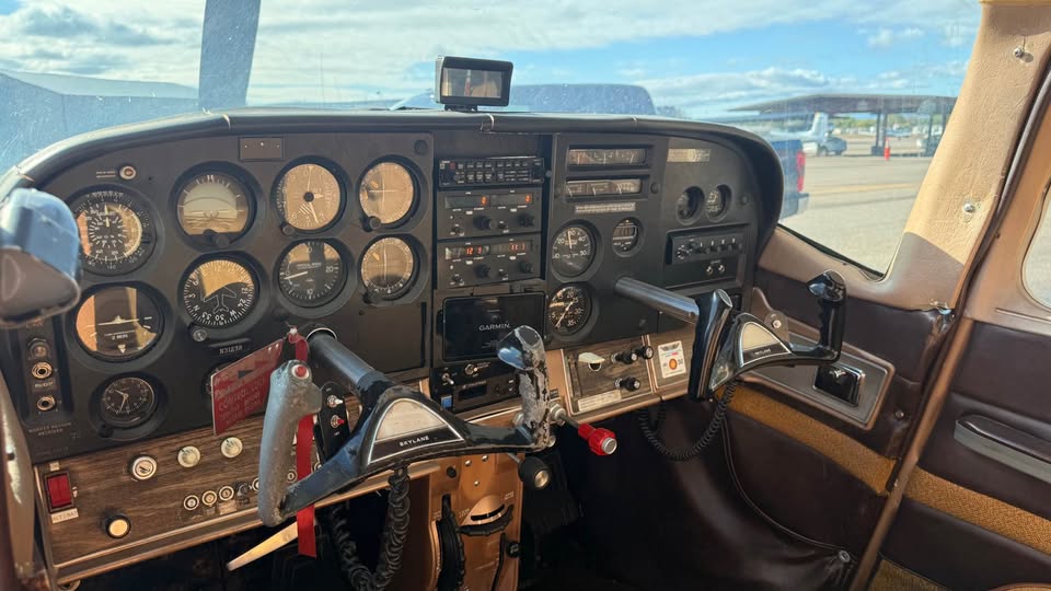 1967 Cessna 182l, photo 14