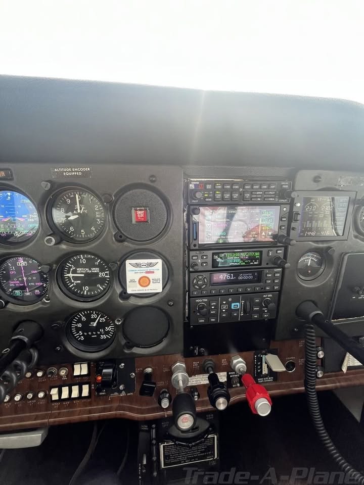 1980 Cessna 172 Airplane Interior, photo 4