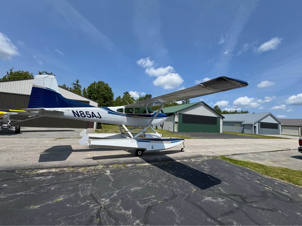 1977 Cessna 185 Skywagon Amphibian, photo 2