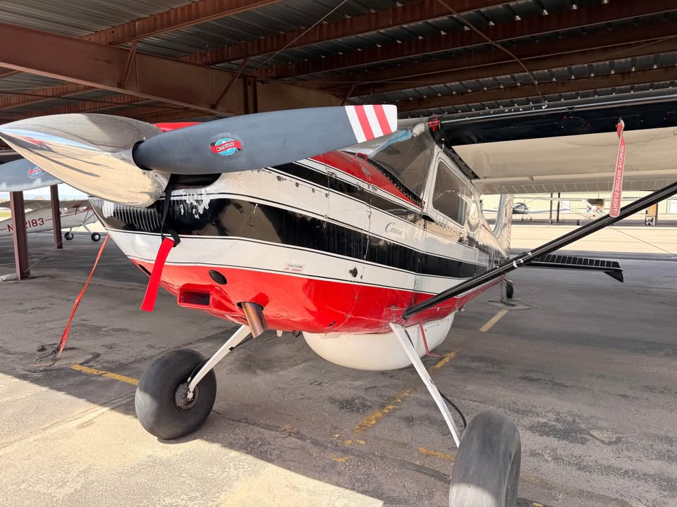 1956 Cessna 180, photo 2