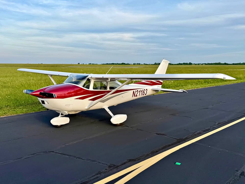 1972 Cessna 182p, photo 1