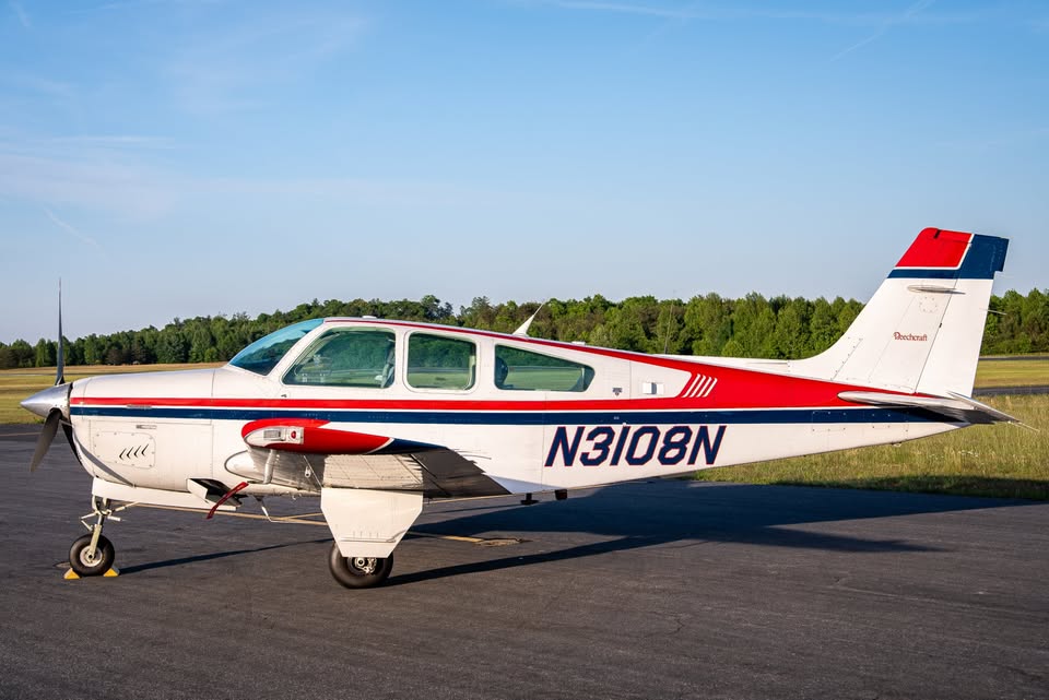 1988 Beechcraft F33A, photo 4