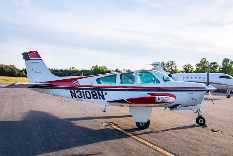 1988 Beechcraft F33A, photo 8
