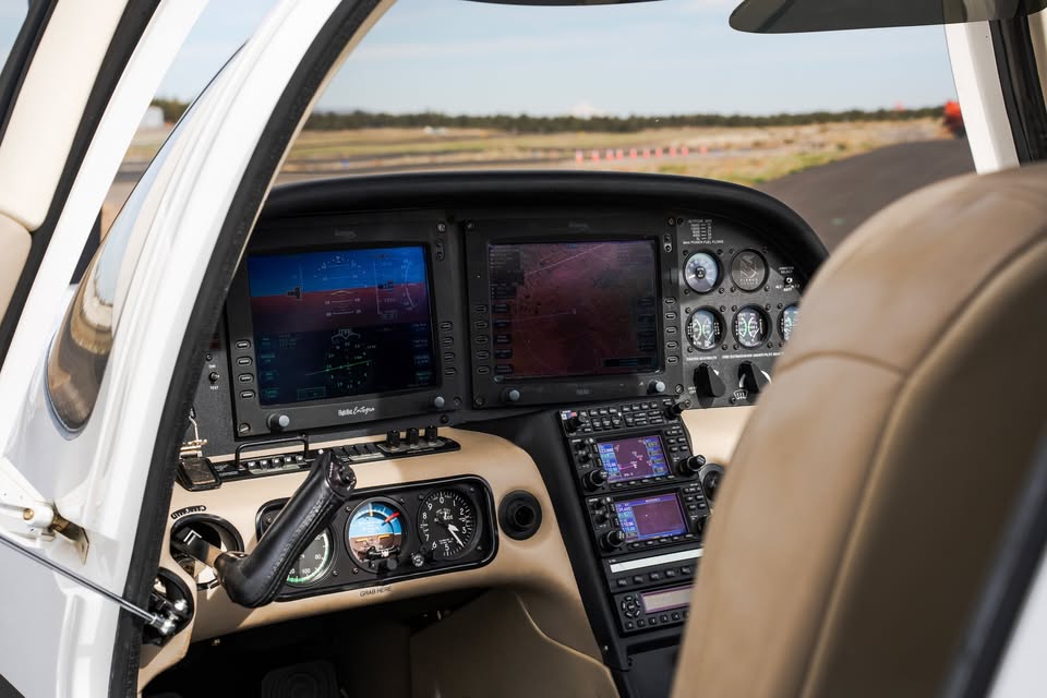 2005 Cirrus SR22-G2, photo 7