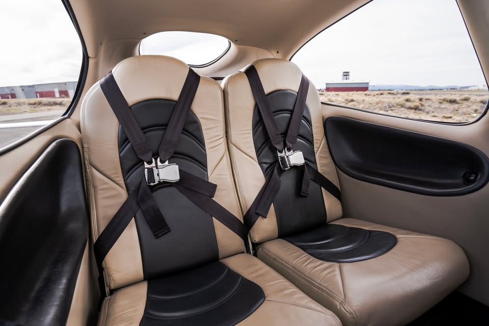 2005 Cirrus SR22-G2, photo 5