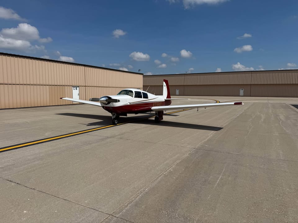1966 Mooney M20E super 21, photo 1