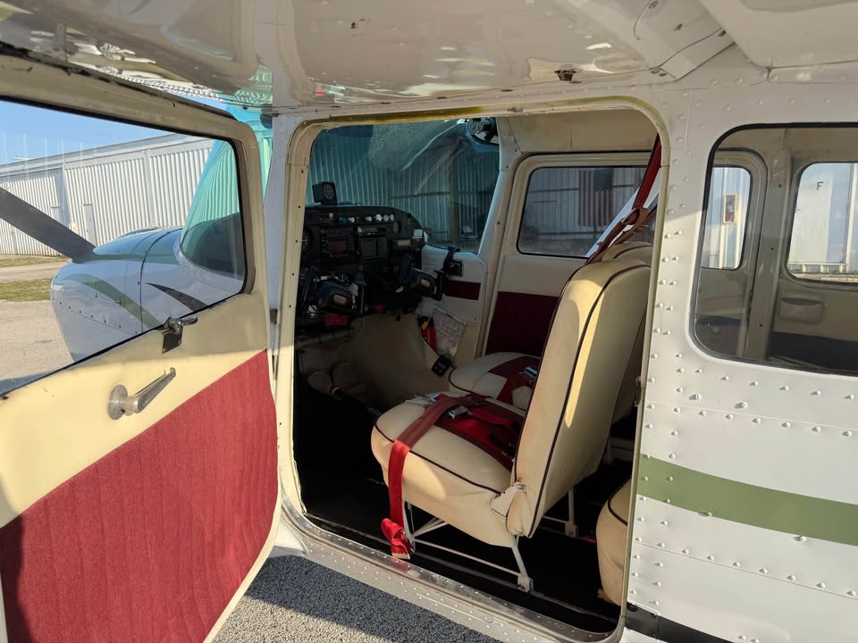 1961 Cessna 172b skyhawk, photo 10