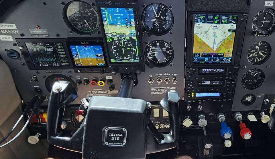 1964 Cessna 210d, photo 12