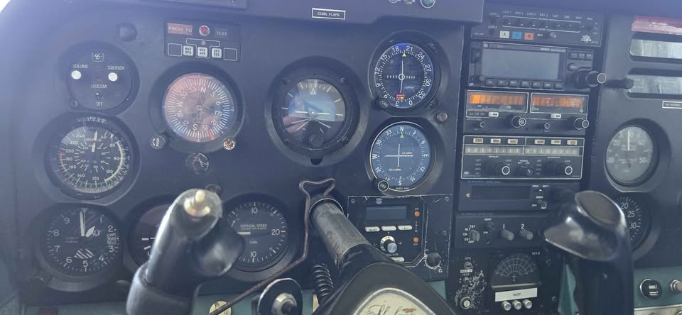 1966 Cessna 182j, photo 5