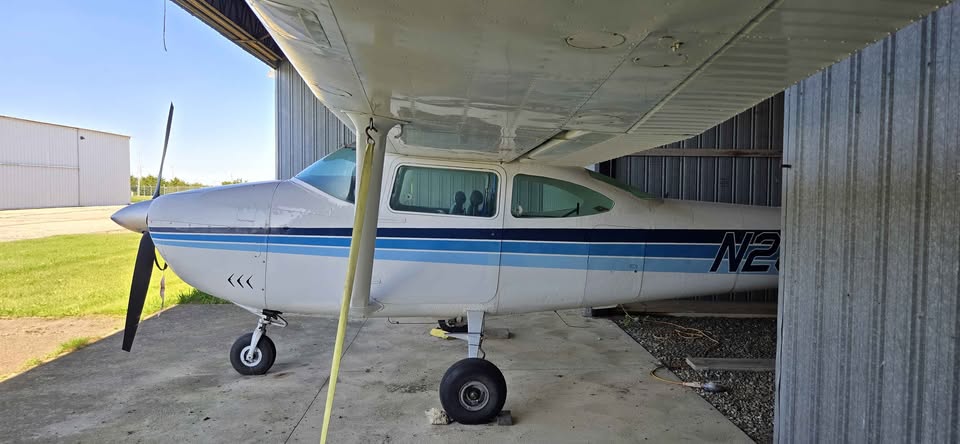 1966 Cessna 182j, photo 11