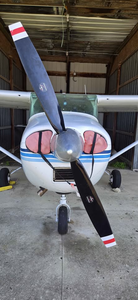 1966 Cessna 182j, photo 2