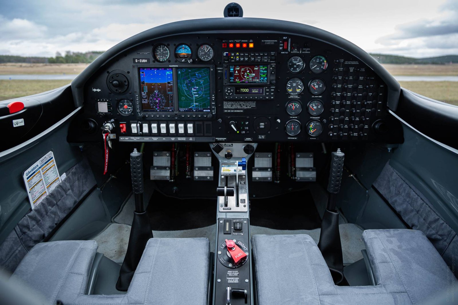 2017 Aquila A-211 G Nvfr G500, photo 4