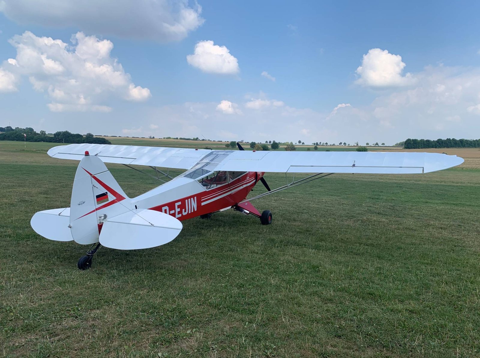 1943 Piper J-3 Cub, photo 4
