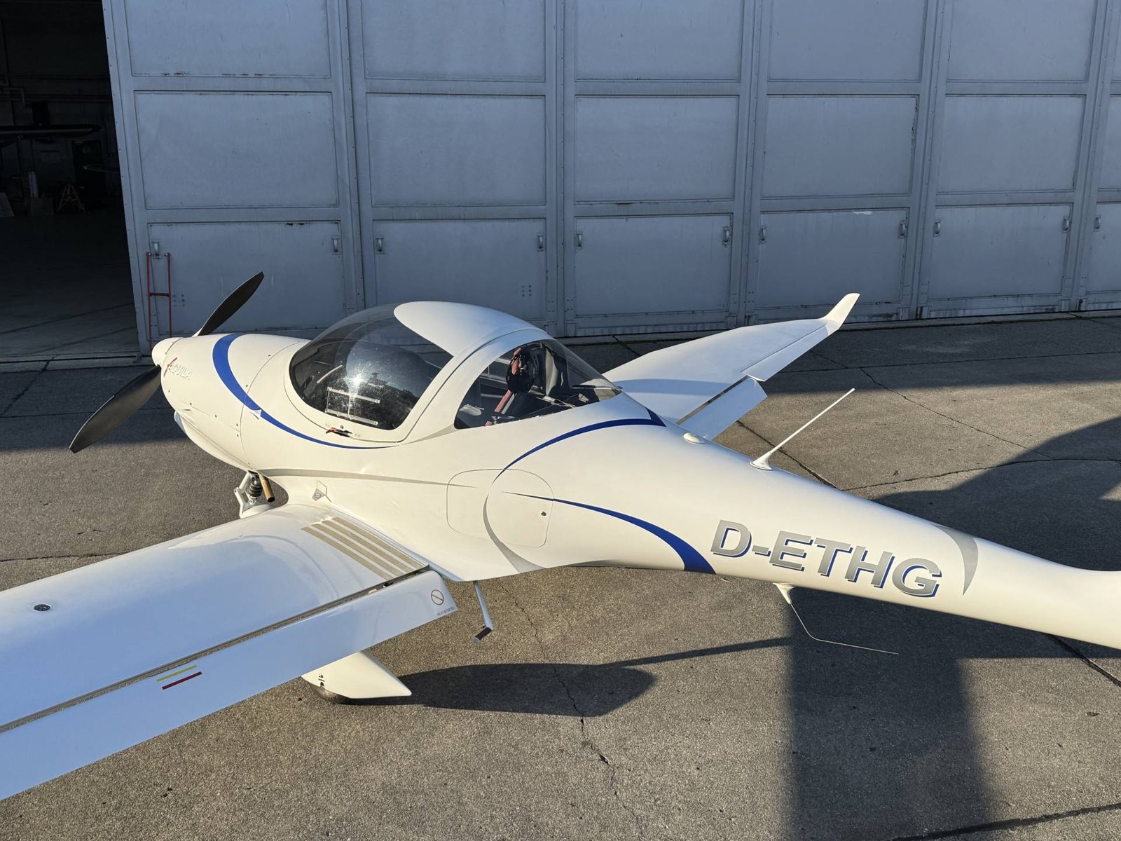 2002 Aquila A-210, photo 6