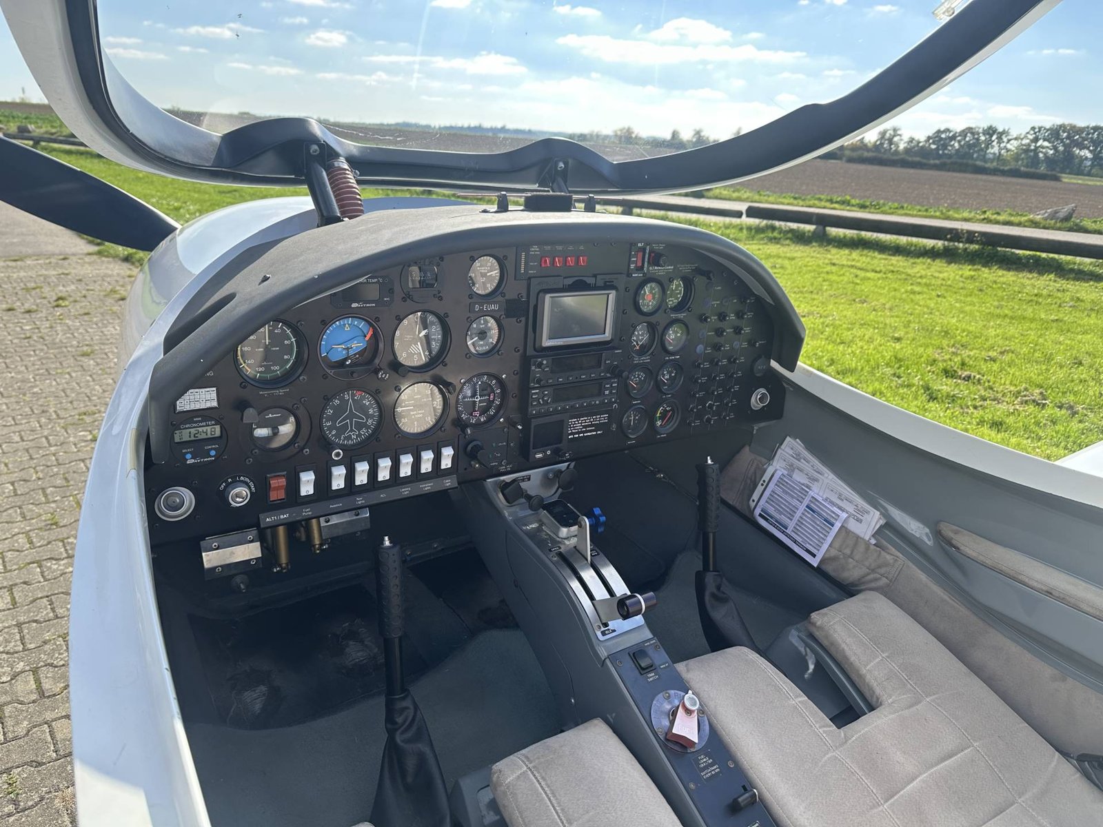 2011 Aquila A-210, photo 3