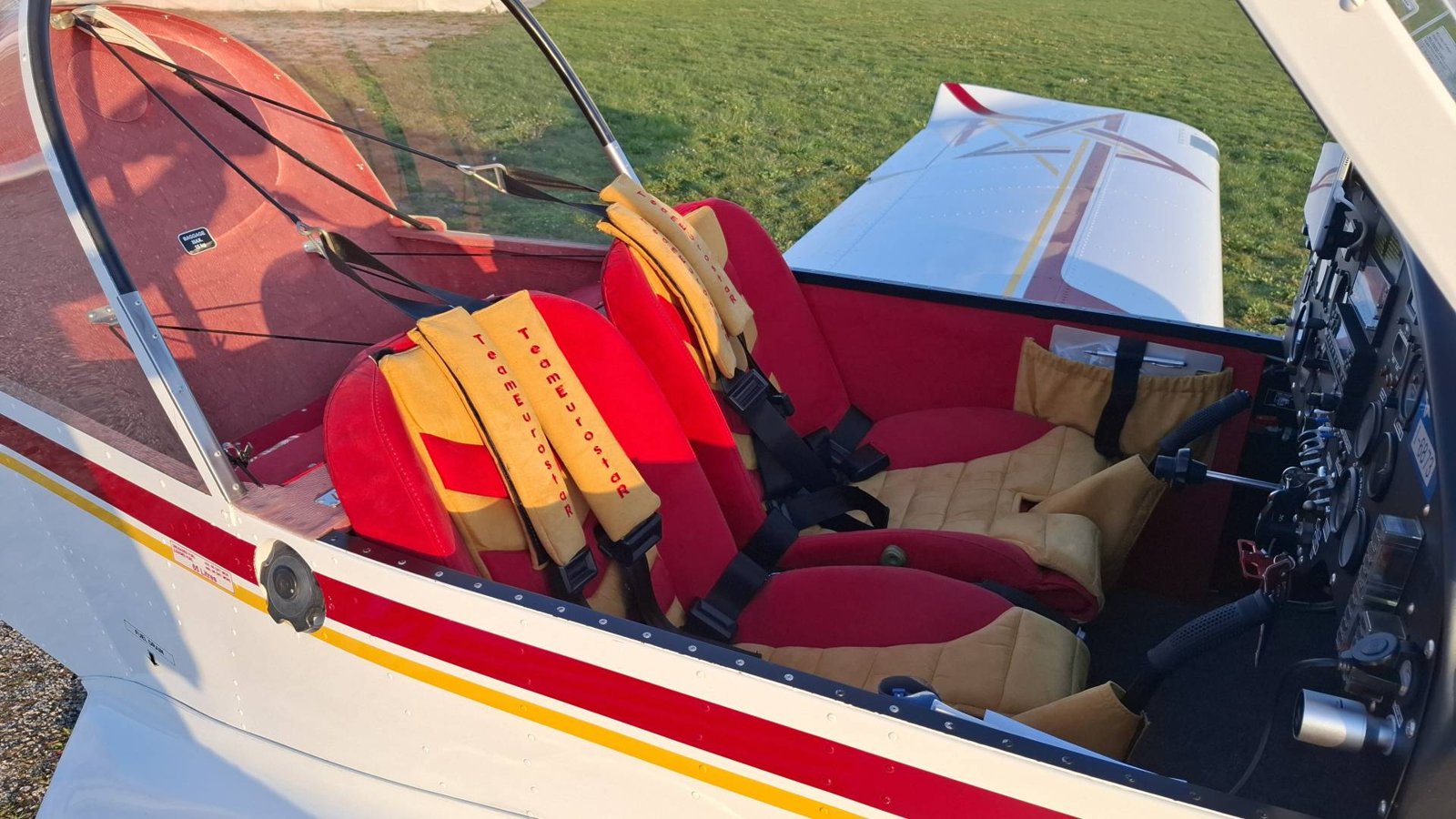 2002 Evektor EV-97R Eurostar, photo 9
