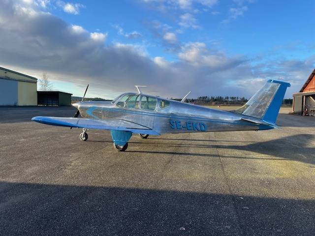 1964 Beechcraft Beech 33 Debonair, photo 1