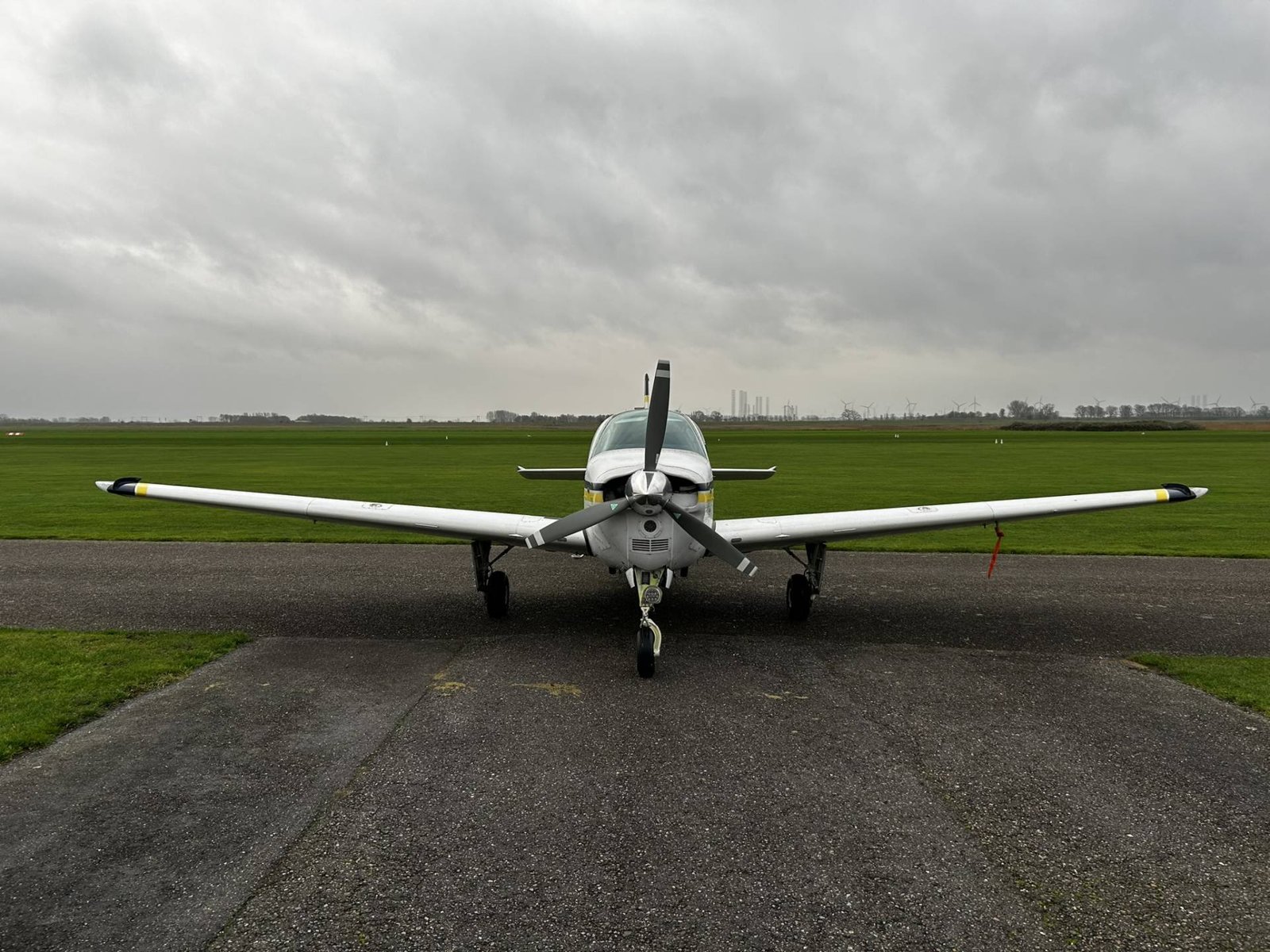 1987 Beechcraft Beech 33 Bonanza, photo 3