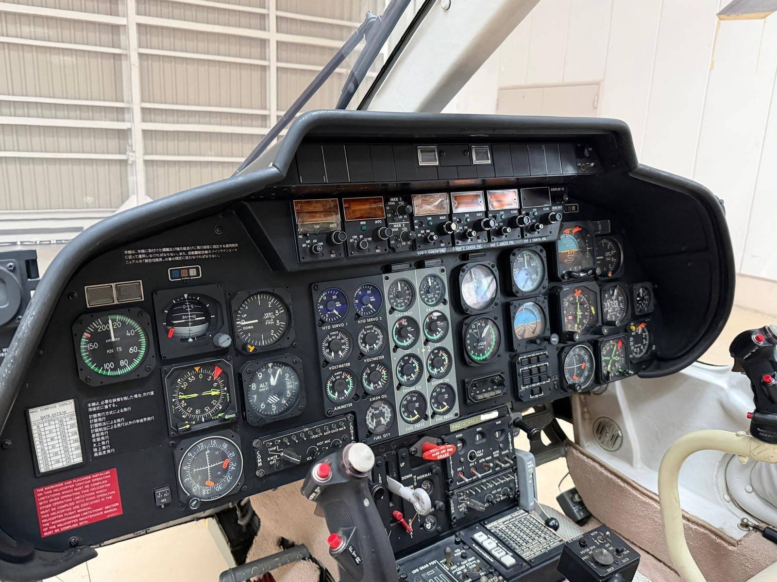 1987 Agusta A-109 A II, photo 7